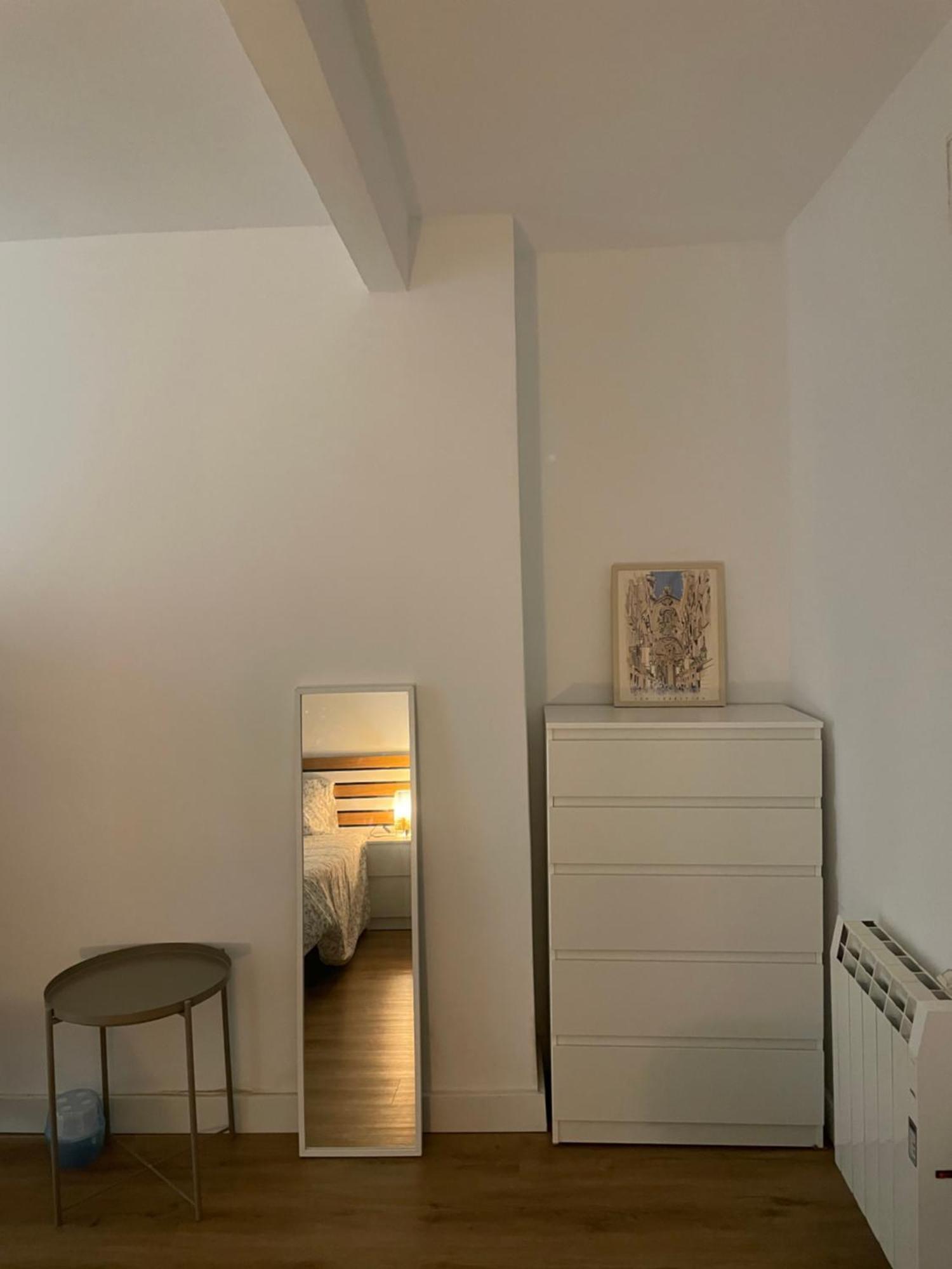 Cozy Apartment 6' From San Sebastian + Parking Usúrbil Kültér fotó